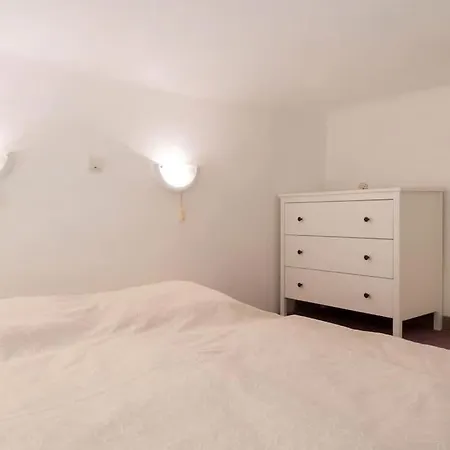 Dora's Calm Nest Over The Chestnut Tree Διαμέρισμα *